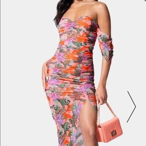 Women's Floral-Print Off-The-Shoulder Dress. Brand new, never worn.